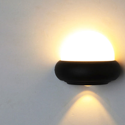 مصباح حائط LED دائري من الألومنيوم بتصميم عصري بسيط ومقاوم للماء للفناء الخارجي 