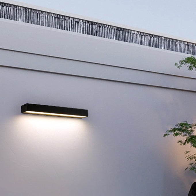 Modern Simplicity Aluminum Long Strip LED Waterproof Wall Sconce Lamp For Outdoor Patio