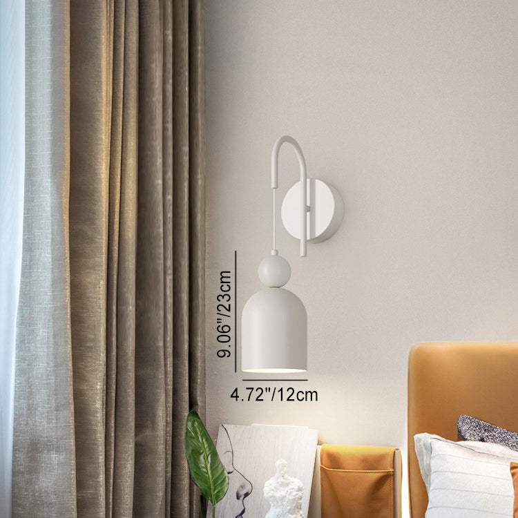 مصباح حائط LED مخروطي هندسي من الحديد الإسكندنافي المعاصر لغرفة المعيشة 