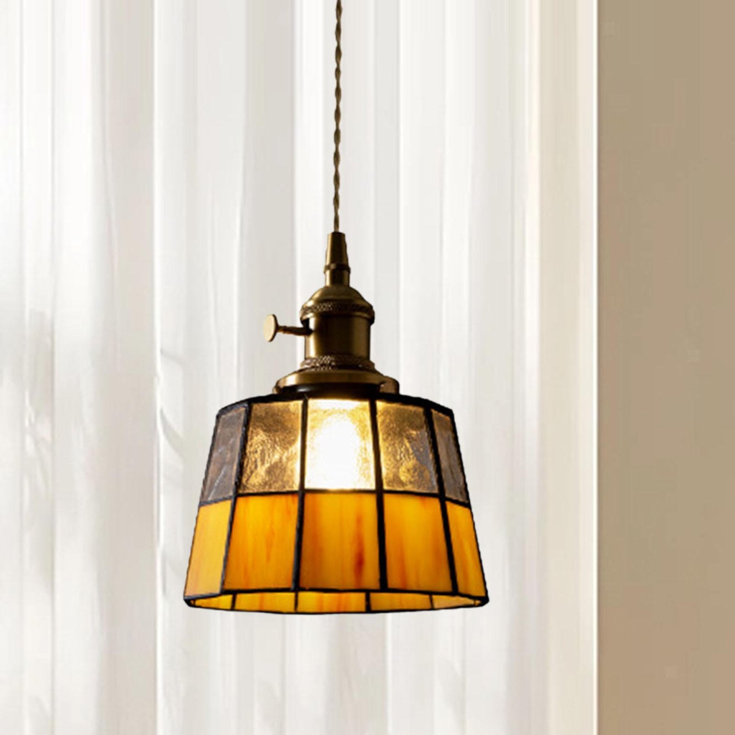 Traditional Vintage Brass Checkered Patchwork Glass Round 1-Light Pendant Light For Bedroom