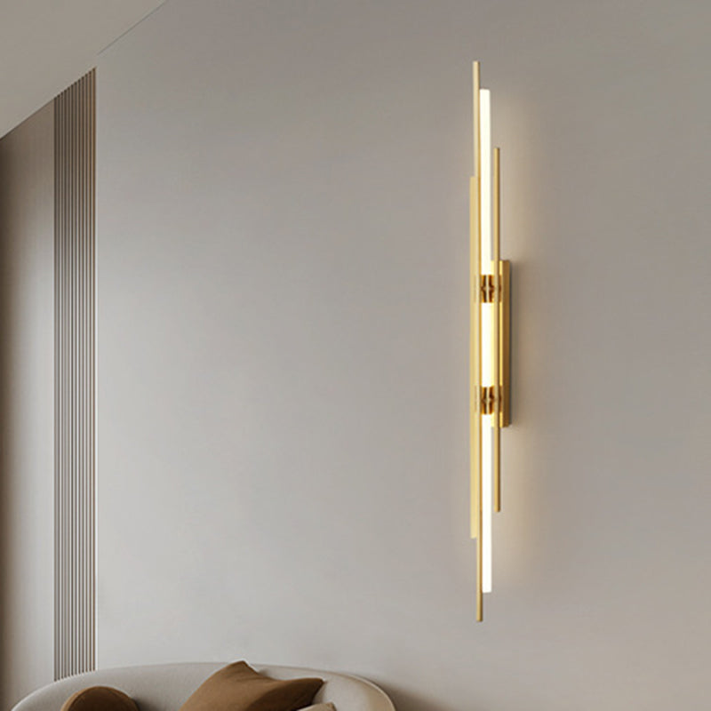 مصباح حائط LED بتصميم هندسي طويل من الحديد الأكريليك الفاخر المعاصر لغرفة المعيشة 