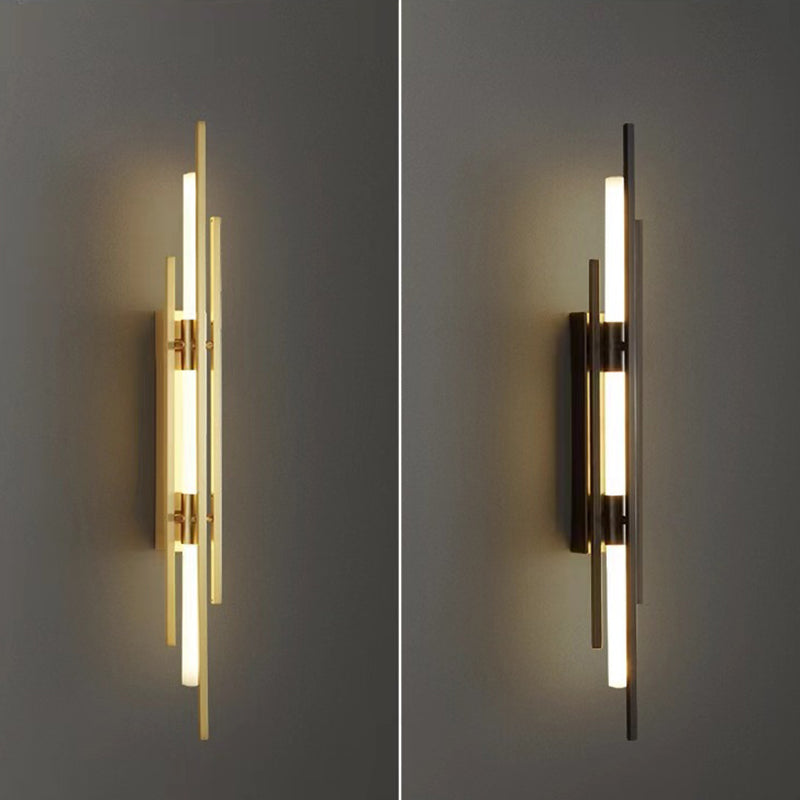 مصباح حائط LED بتصميم هندسي طويل من الحديد الأكريليك الفاخر المعاصر لغرفة المعيشة 