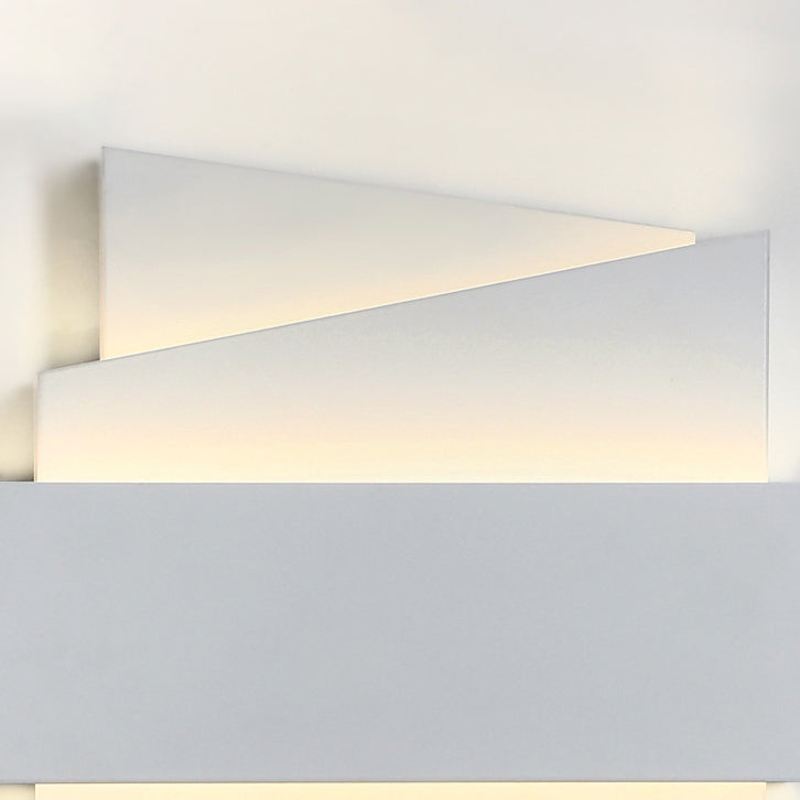 Contemporary Simplicity Iron Geometric Irregular Square LED Wall Sconce Lamp For Dining Room