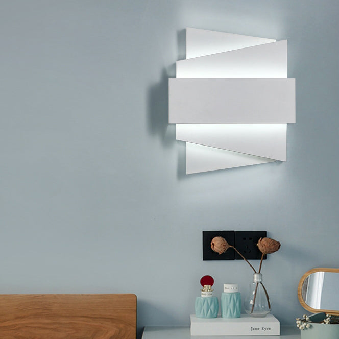 Contemporary Simplicity Iron Geometric Irregular Square LED Wall Sconce Lamp For Dining Room