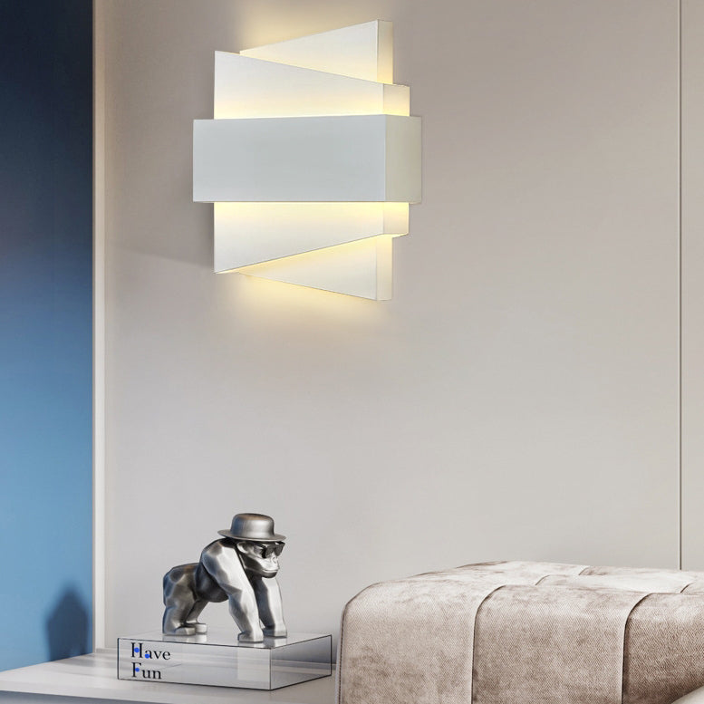 Contemporary Simplicity Iron Geometric Irregular Square LED Wall Sconce Lamp For Dining Room