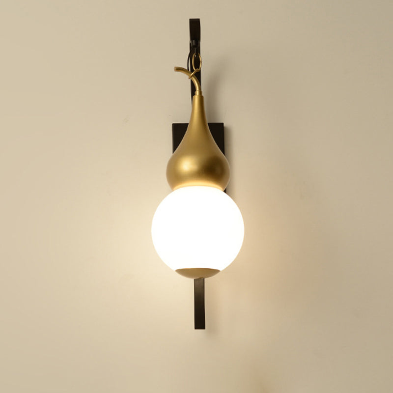 Traditional Chinese Iron Glass Gourd 1-Light Wall Sconce Lamp For Dining Room