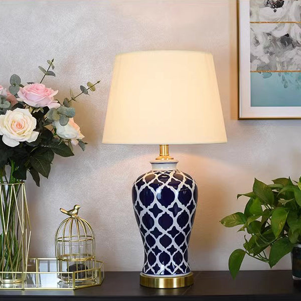 Traditional Chinese Fabric Cylinder Shade Ceramic Vase Base 1-Light Table Lamp For Study