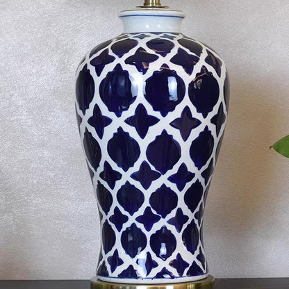 Traditional Chinese Fabric Cylinder Shade Ceramic Vase Base 1-Light Table Lamp For Study