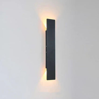 Modern Minimalist Long Strip Aluminum Acrylic LED Waterproof Wall Sconce Lamp For Outdoor Patio