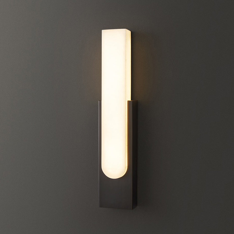 مصباح حائط LED بتصميم عمودي فاخر معاصر مصنوع من الرخام المقلد لغرفة النوم 