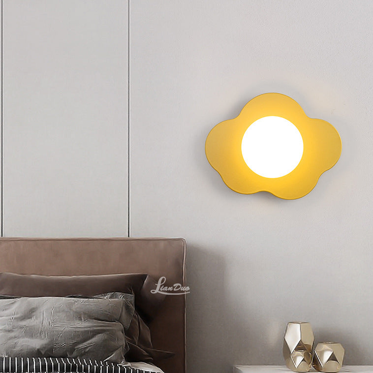 Contemporary Scandinavian Iron Flower Glass 1-Light Wall Sconce Lamp For Living Room
