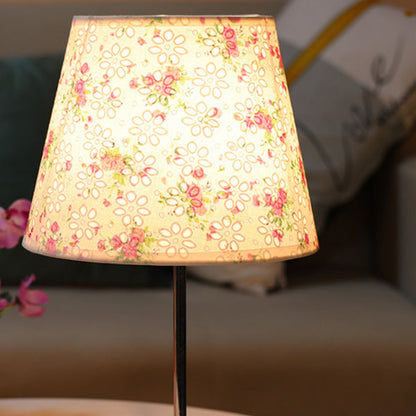 Modern Simplicity Fabric Round Shade Solid Wood 1-Light Table Lamp For Bedroom