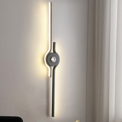 مصباح حائط LED طويل من الألومنيوم والحديد بتصميم عصري بسيط لغرفة المعيشة 