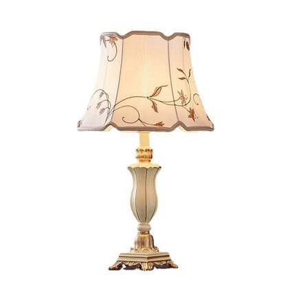 Traditional European Fabric Embroidery Round Shade Resin Carving Base 1-Light Table Lamp For Bedroom