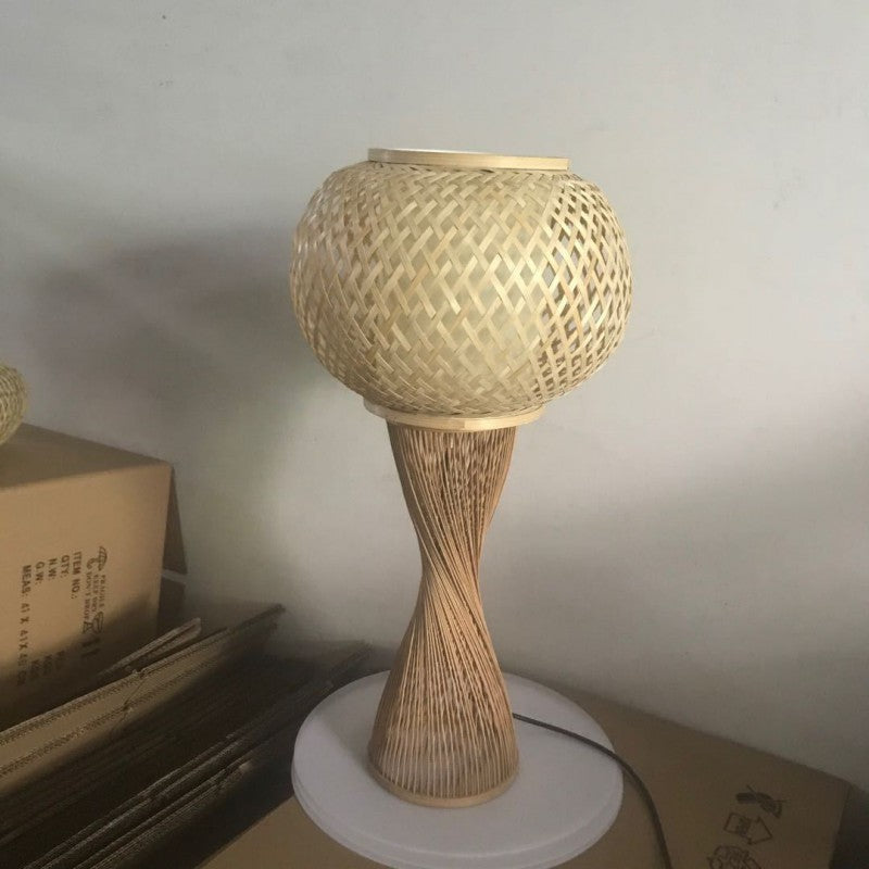 Traditional Vintage Rattan Weaving Cage Bamboo 1-Light Table Lamp For Bedroom