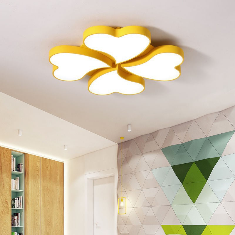 Contemporary Creative Four Leaf Heart Acrylic Shade Hardware LED Flush Mount Ceiling Light For Living Room