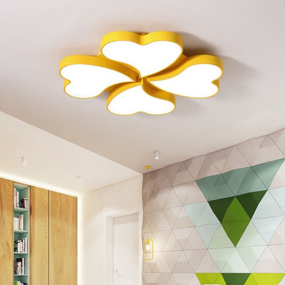 Contemporary Creative Four Leaf Heart Acrylic Shade Hardware LED Flush Mount Ceiling Light For Living Room