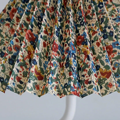 Modern Art Deco Pleated Floral Print Conical Fabric Shade Solid Wood Built-In Shelf Base LED Table Lamp Night Light For Bedroom
