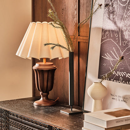 Traditional Vintage Fabric Flower Bouquet Shade Solid Wood 1-Light Table Lamp For Bedroom