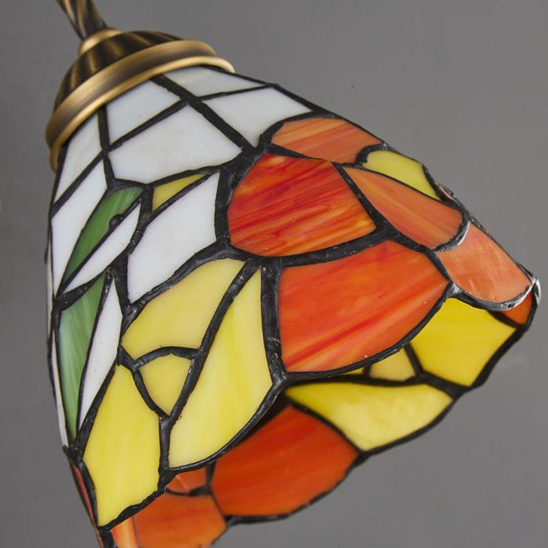 Traditional Tiffany Floral Pattern Stained Glass Round Shade 1-Light Wall Sconce Lamp For Dining Room