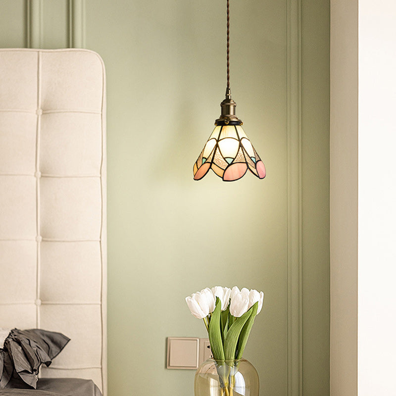 Traditional Tiffany Floral Pattern Stained Glass Conical Shade Brass 1-Light Pendant Light For Living Room