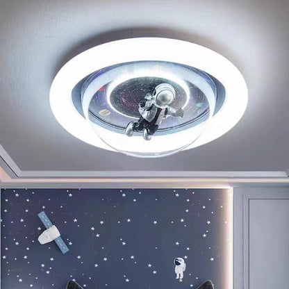 現代的でクリエイティブな漫画風樹脂製惑星宇宙飛行士アイアンアクリル製LEDフラッシュマウントシーリングライト（寝室用）