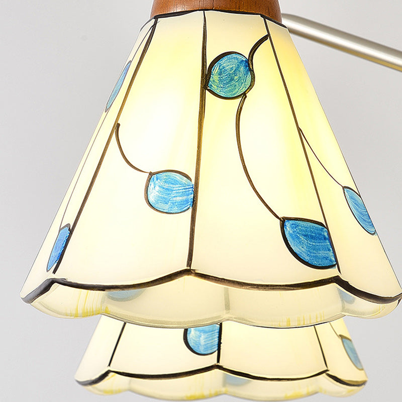 Traditional Tiffany Stained Glass Flower Shade Iron Solid Wood 5-Light Chandelier For Living Room