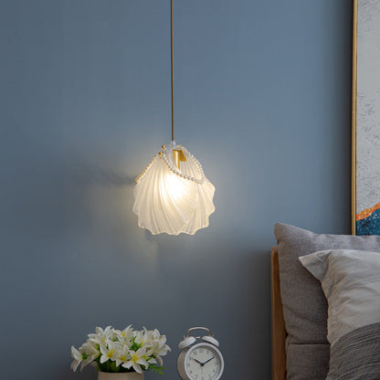 Traditional French Pearl Decorative Frosted Glass Shell Shade Hardware 1-Light Pendant Light For Living Room