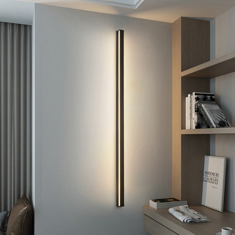 مصباح حائط LED مستطيل الشكل طويل من الحديد بتصميم عصري بسيط لغرفة النوم 