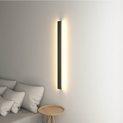 مصباح حائط LED مستطيل الشكل طويل من الحديد بتصميم عصري بسيط لغرفة النوم 