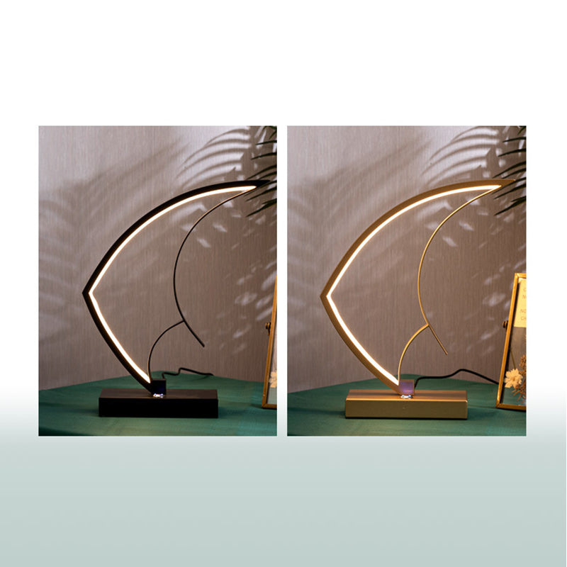 Contemporary Creative Sailboat Snail Iron Aluminum Silicone LED Table Lamp For Bedroom