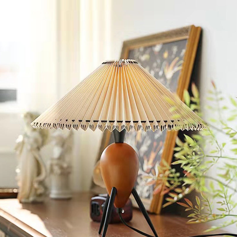 Traditional Vintage Pleated Oval Cone Rubberwood Iron Fabric 1-Light Table Lamp For Bedroom
