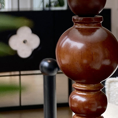 Traditional Vintage Petal Cylinder Wood Fabric 1-Light Table Lamp For Bedroom