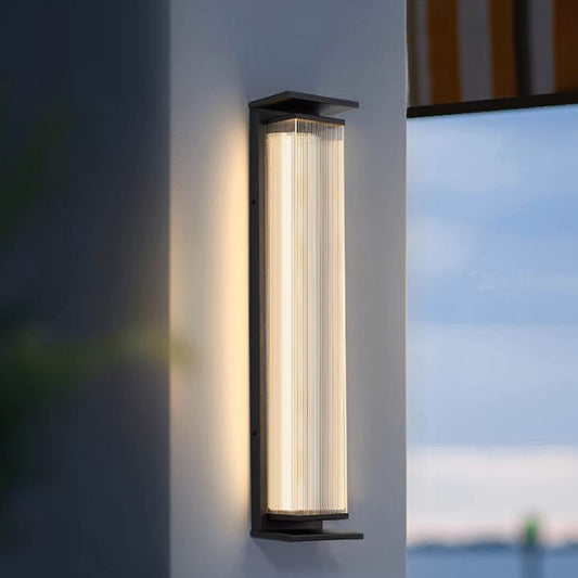 مصباح حائط LED مستطيل الشكل مصنوع من الفولاذ المقاوم للصدأ والأكريليك بتصميم عصري بسيط للاستخدام الخارجي 