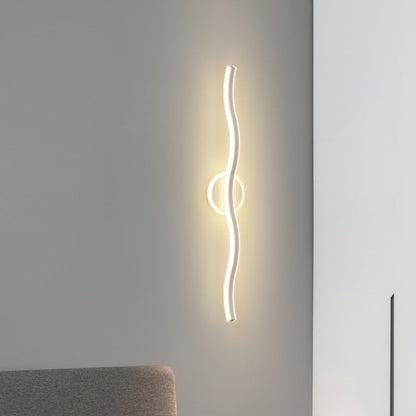 مصباح حائط LED من الألومنيوم والحديد بتصميم موجة خطية عصري بسيط لغرفة المعيشة 