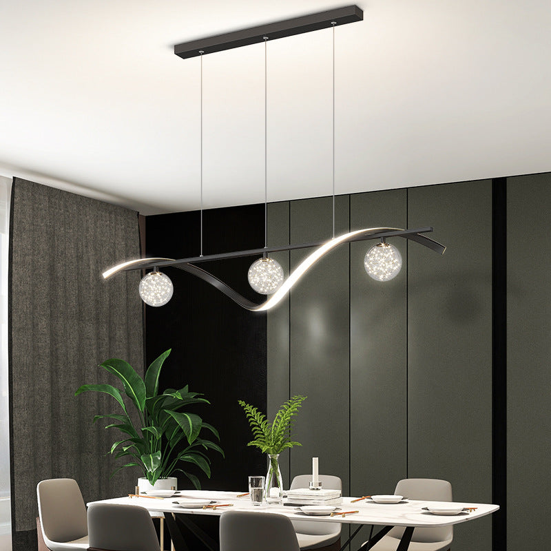 ثريا جزيرة LED من الحديد والألومنيوم بتصميم إسكندنافي معاصر لغرفة الطعام