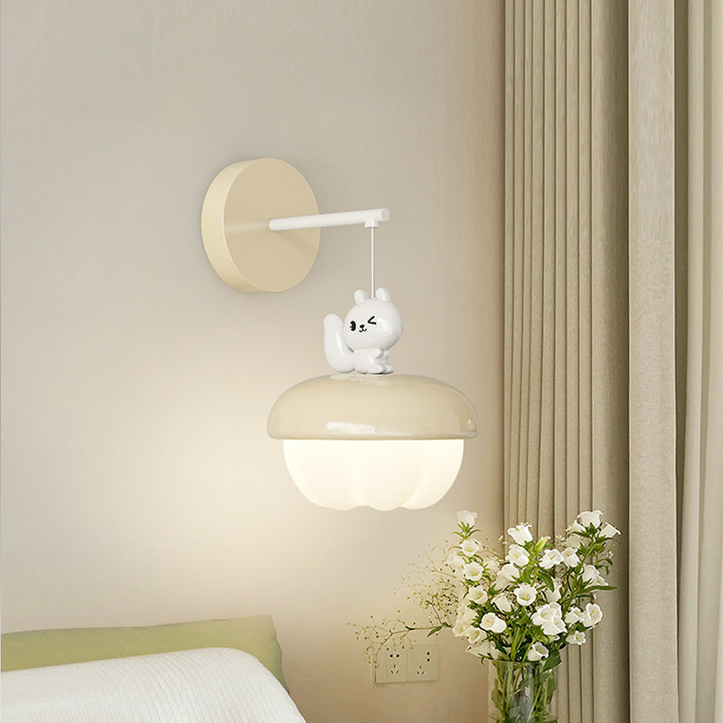 Contemporary Nordic Pinecone Shape Round PE Iron LED Wall Sconce Lamp For Bedroom