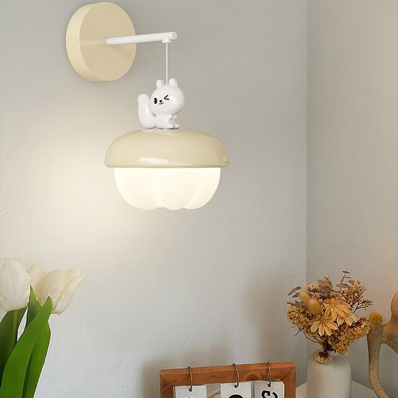 Contemporary Nordic Pinecone Shape Round PE Iron LED Wall Sconce Lamp For Bedroom