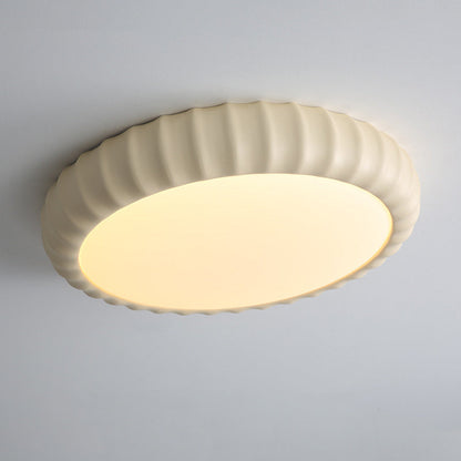 現代的なスカンジナビア風クリーム色の丸型金具樹脂製LEDフラッシュマウントシーリングライト（寝室用）