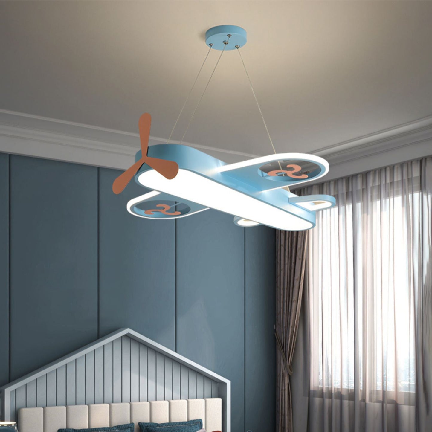 ثريا LED مصنوعة من الحديد والأكريليك على شكل طائرة بتصميم رسوم متحركة إبداعية معاصرة لغرفة النوم