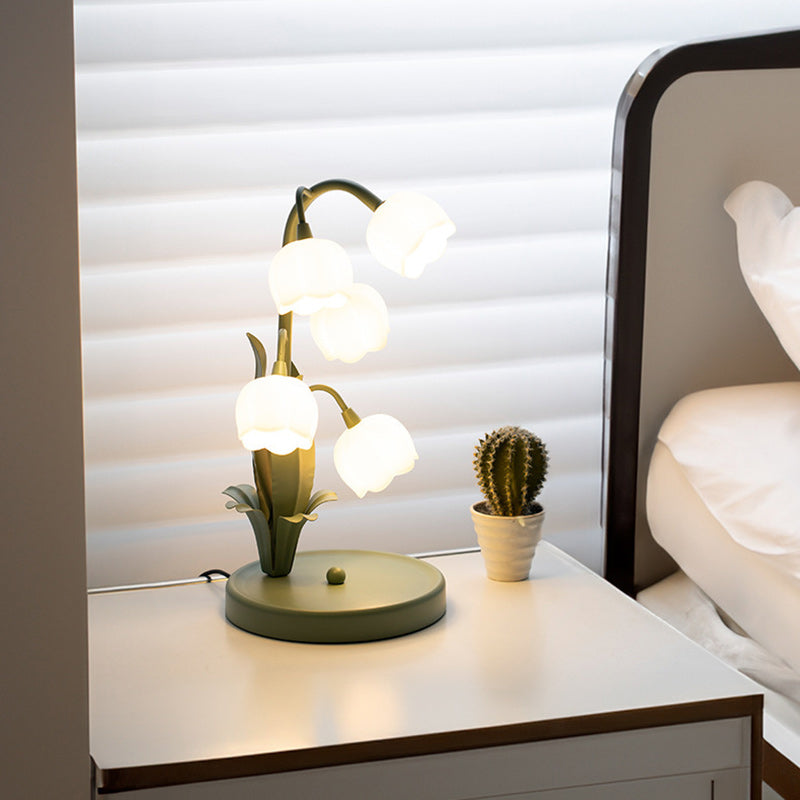 Contemporary Creative Bell Orchid Flower Round Iron PC 5-Light Table Lamp For Bedroom