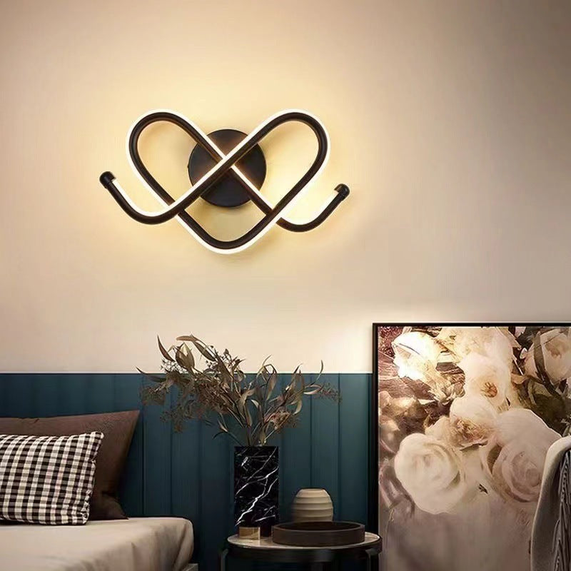 Contemporary Creative Heart Iron Aluminum Silicone LED Wall Sconce Lamp For Bedroom
