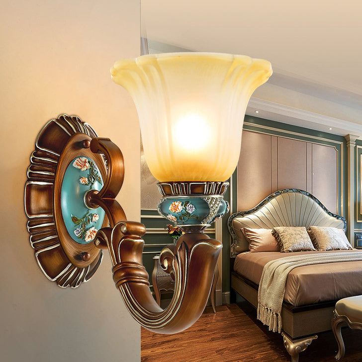 Traditional Vintage Flower Resin Iron Glass 1-Light Wall Sconce Lamp For Bedroom