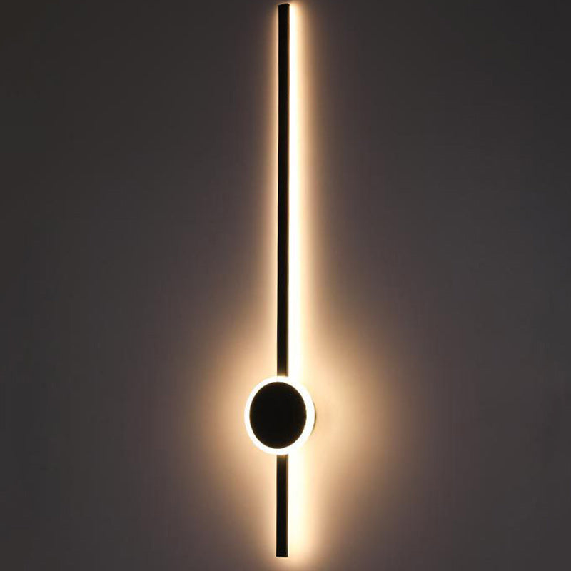 مصباح حائط LED من الأكريليك والألومنيوم طويل الشريط بتصميم عصري بسيط لغرفة النوم 