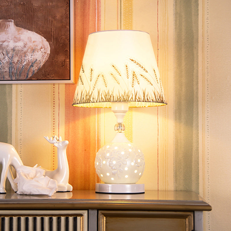 Traditional Vintage Sphere Ceramic Fabric 1-Light Table Lamp For Bedroom