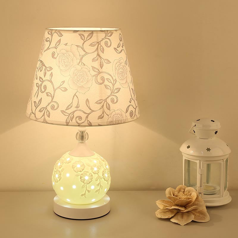 Traditional Vintage Sphere Ceramic Fabric 1-Light Table Lamp For Bedroom