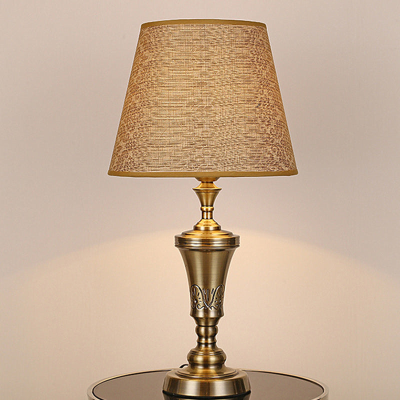 Traditional Vintage Frustum Metal Fabric 1-Light Table Lamp For Bedroom
