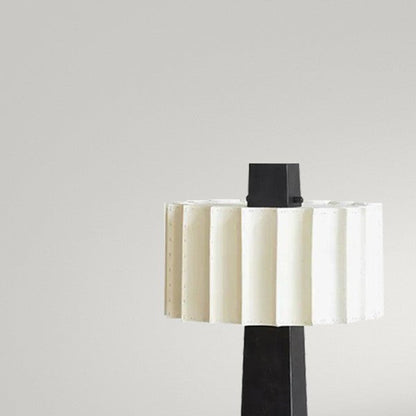 Modern Minimalist Cylinder Metal Fabric 1-Light Table Lamp For Living Room