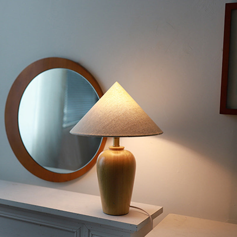 Traditional Vintage Cone Solid Wood Fabric Metal 1-Light Table Lamp For Bedroom