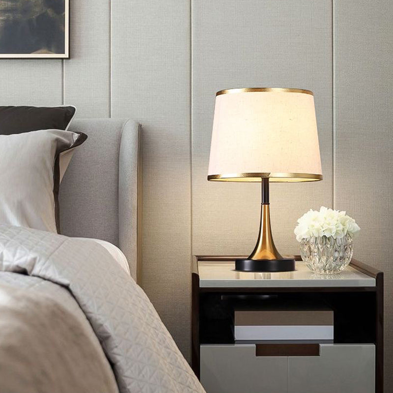 Traditional Vintage Frustum Cone Metal Fabric 1-Light Table Lamp For Bedroom